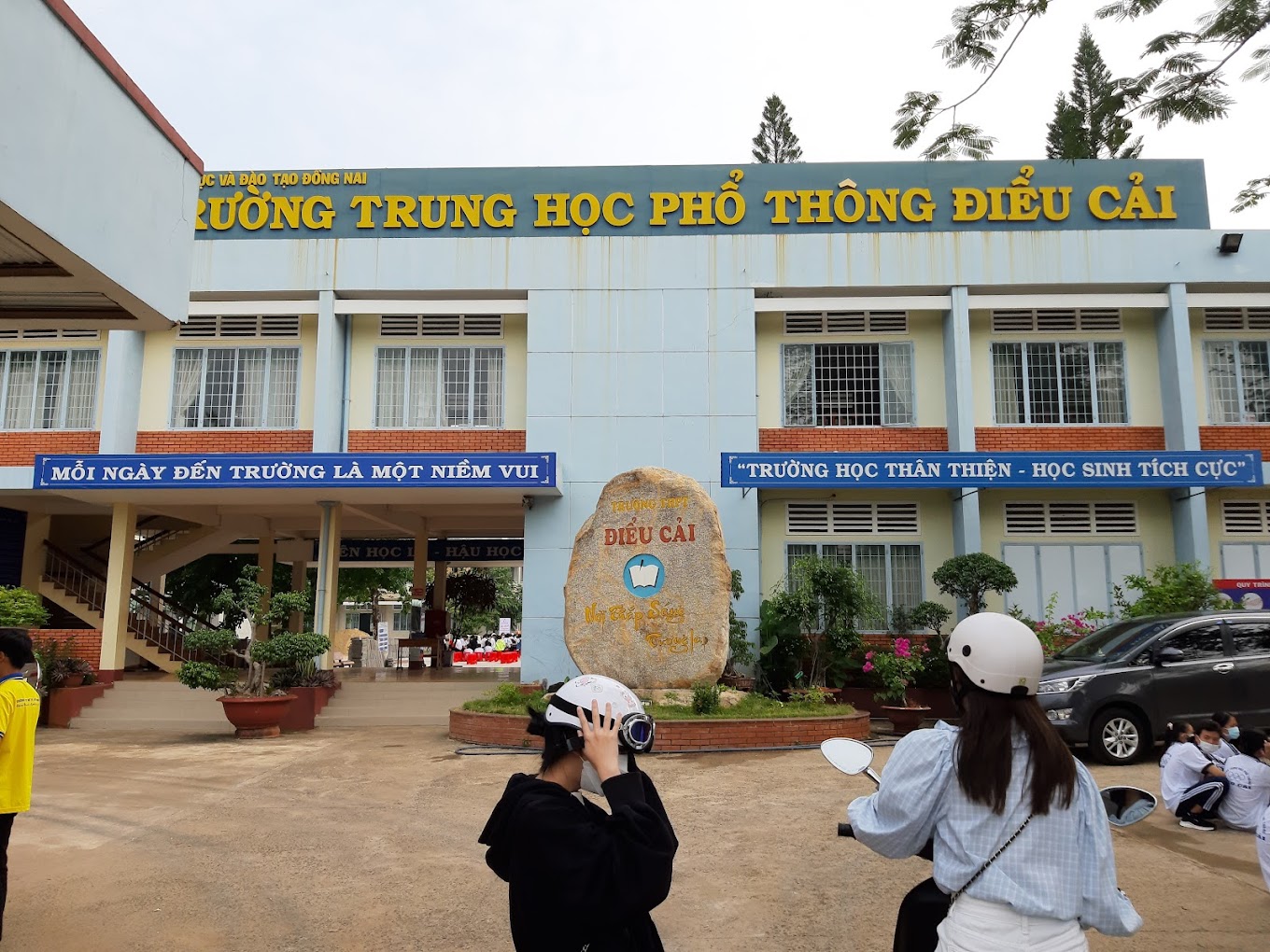 Trường THPT Diêu Cai