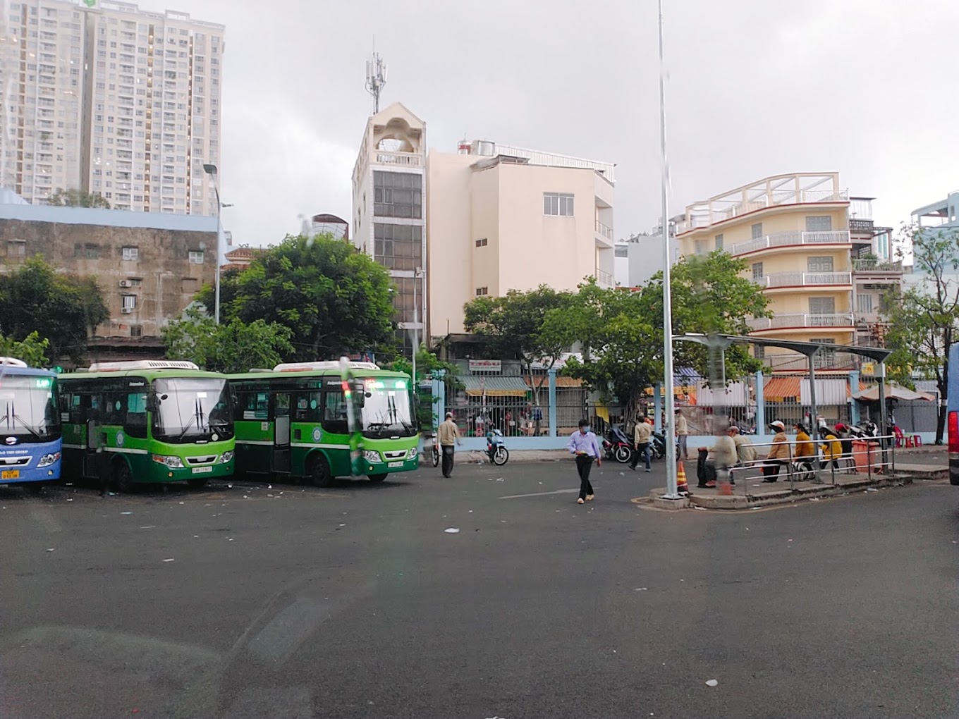 Những lưu ý khi di chuyển bằng xe bus
