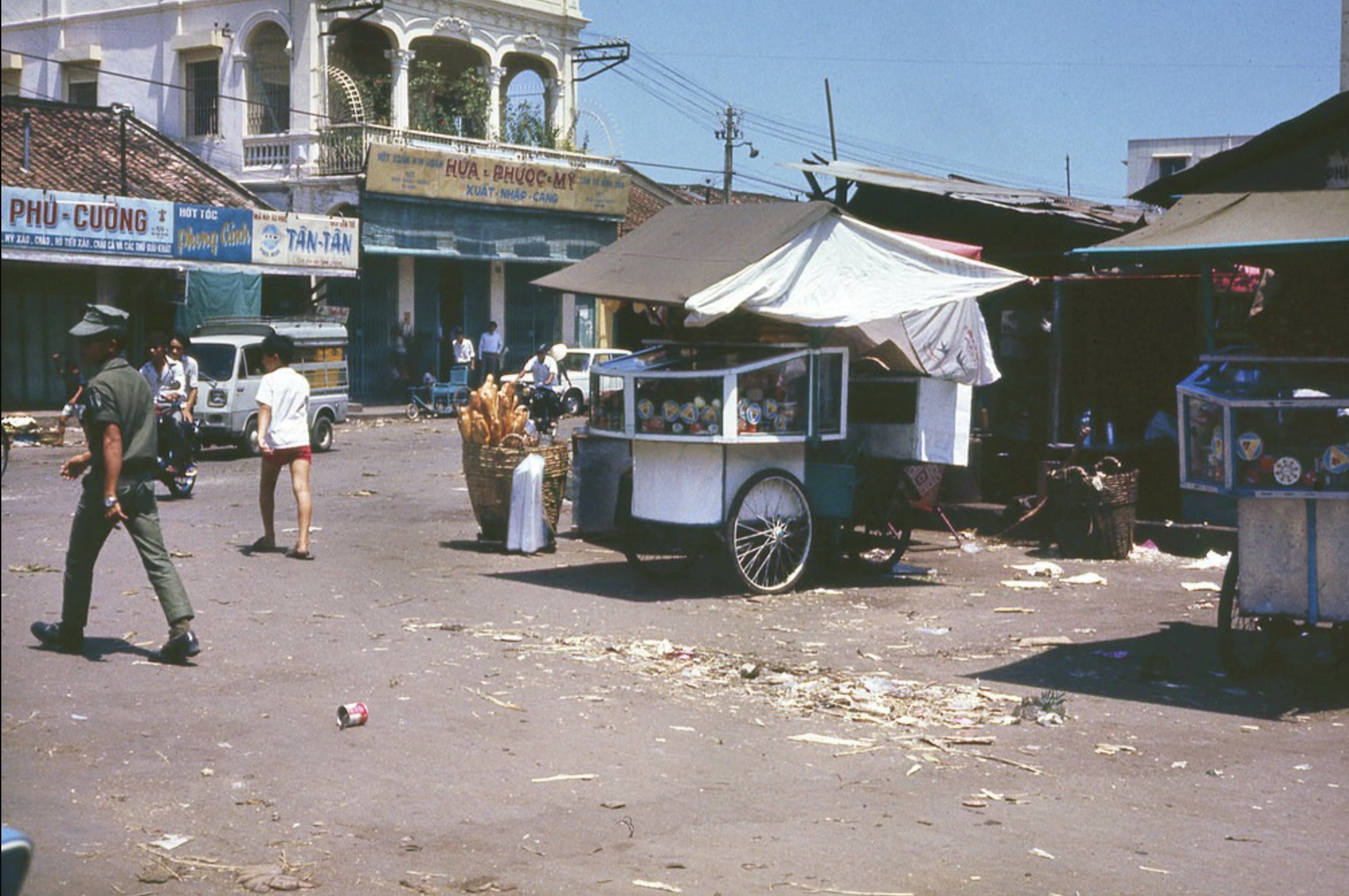 Chợ Bà Hom
