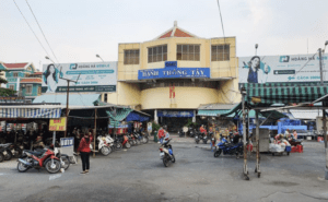 Chợ Hạnh Thông Tây