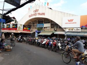 Chợ Trần Hữu Trang ngày nay