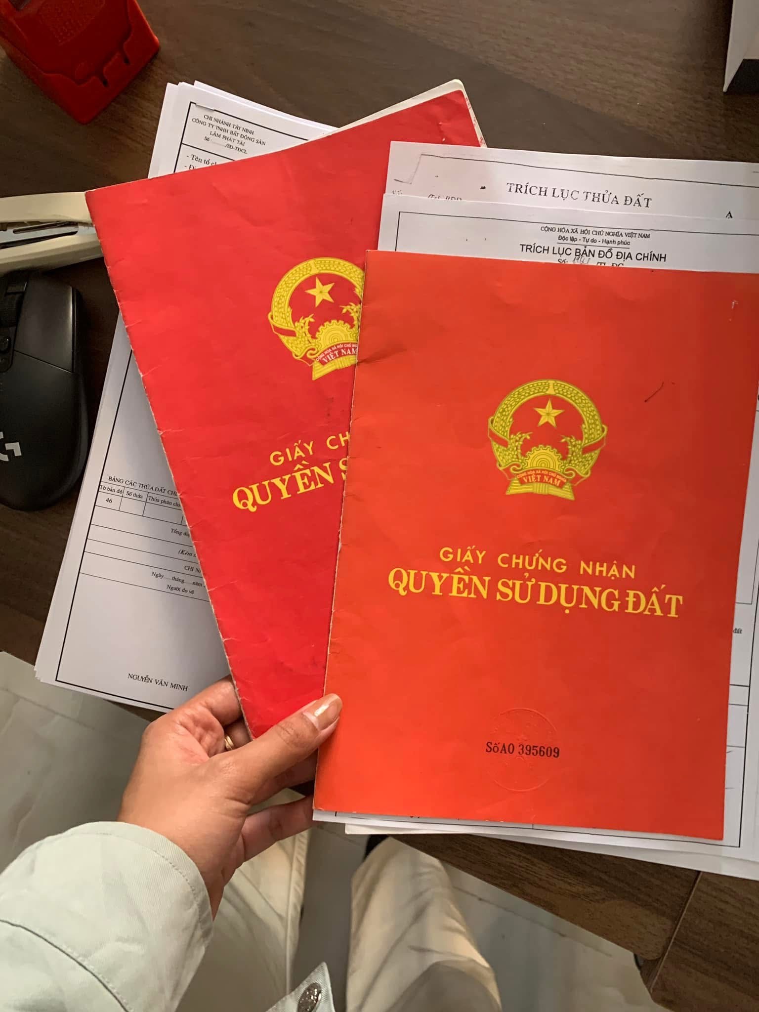 Hồ sơ chuyển mục đích sử dụng đất từ đất trồng cây lên thổ cư bao gồm những gì?